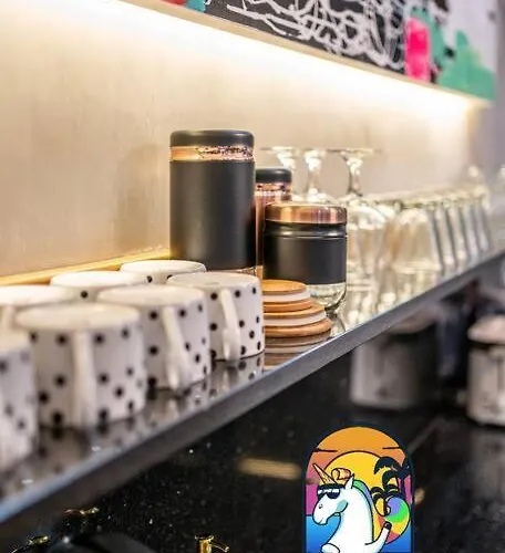 Soho 1 - By Unicorn Bali 塞米亚克